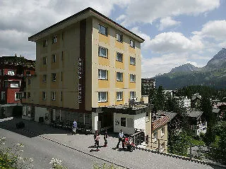 Sorell Asora 阿罗萨